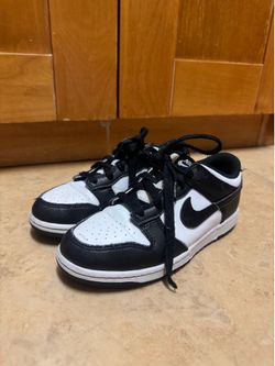 Panda dunks