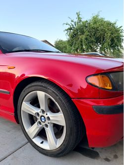2004 BMW 325i