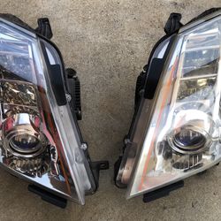 Cadillac CTS Headlights 