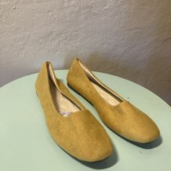 Brand New Yellow Flats (Size 41/Size 9 US)