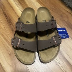 Birkenstock SZ 42 BRAND NEW 