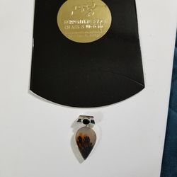 Dendrites in Agate Pendant