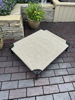 Outdoor Elevated Dog Cot Bed