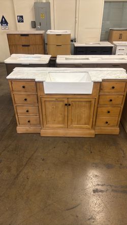 60” Farmhouse Bathroom Vanity with Marble Top