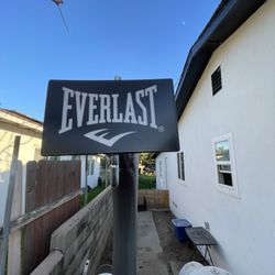Everlast Punching Bag Stand 