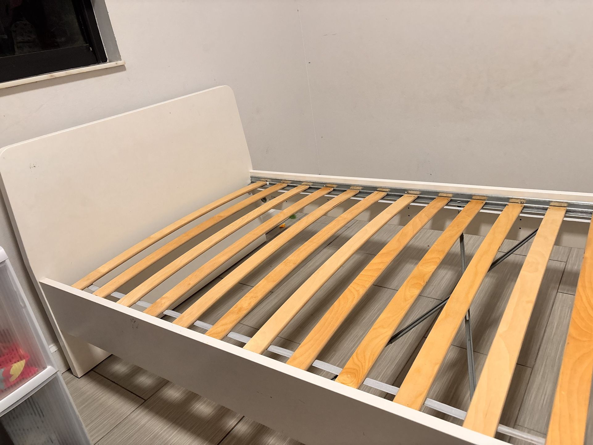 Bed Twin Ikea