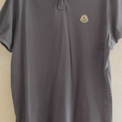Rare Moncler Big Logo T-shirt; US XL