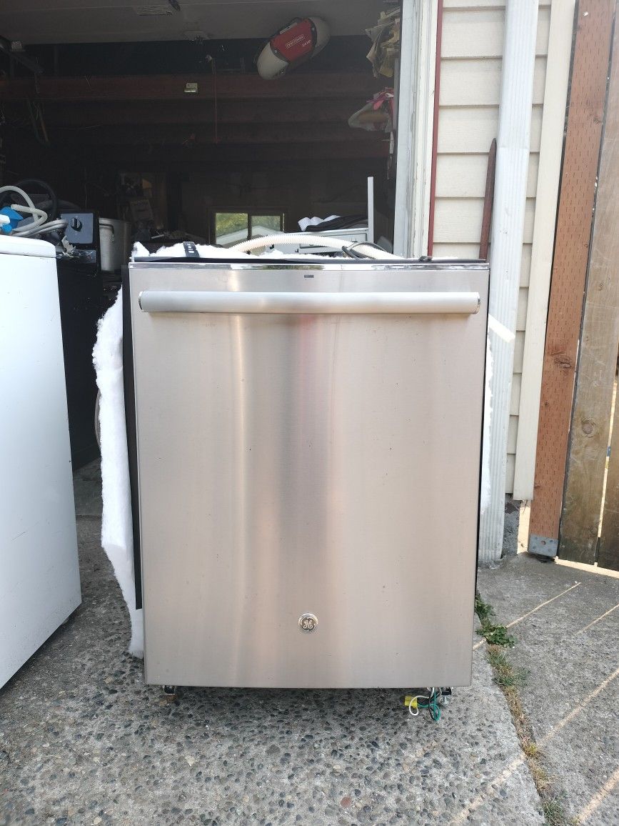 GE Stainless Dishwasher Can Deliver for Sale in Seattle, WA OfferUp