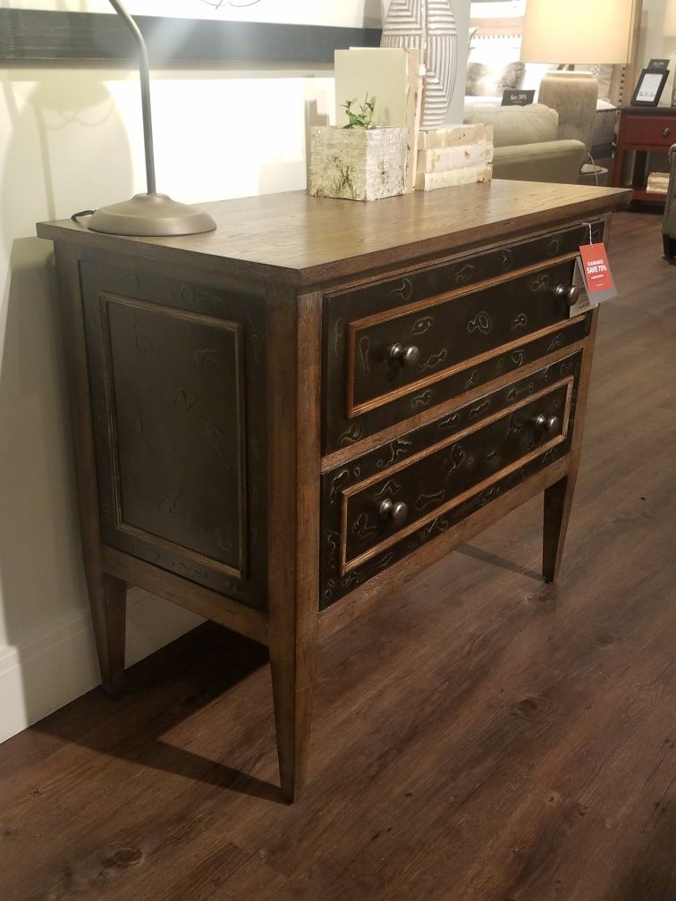 Bassett Furniture Compass Chest