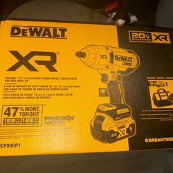 DEWALT  20V MAX 1/2" (13 mm) HIGH TORQUE IMPACT WRENCH WITH HOG RING ANVIL KIT