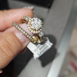 10k Gold Wedding Ring 