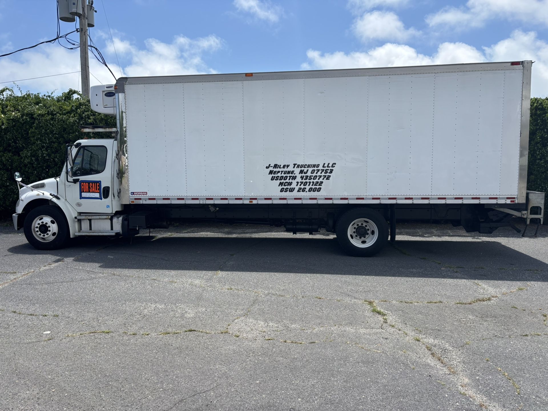 2018 Freightliner M2 106