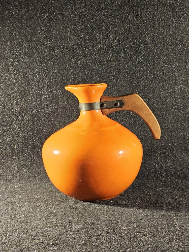 Rare Vintage Mid-Century 1930s-1960s Bauer Pottery Los Angeles Orange Coffee Carafe Wood Handle!