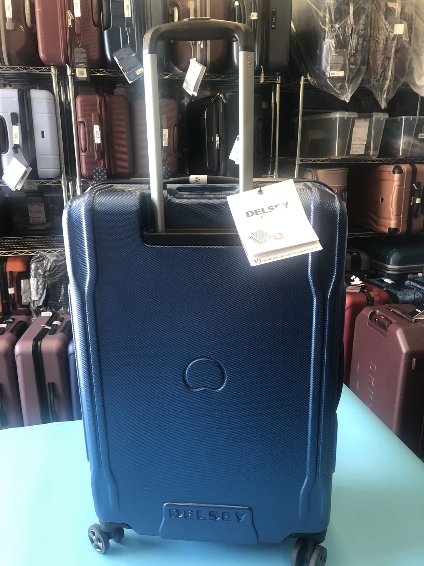 Delsey Eclipse Hardsided Spinner Luggage 26” New for Sale in San Diego