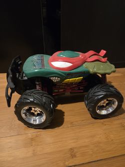 TYCO TMNT RAPHAEL RC MONSTER TRUCK