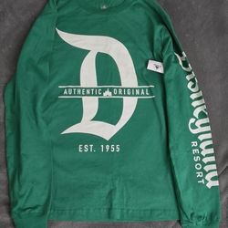 Disneyland Resort  "Authentic Original Est.⁸ 1955" 
Long Sleeve Shirt Green Size-XS with tags. 