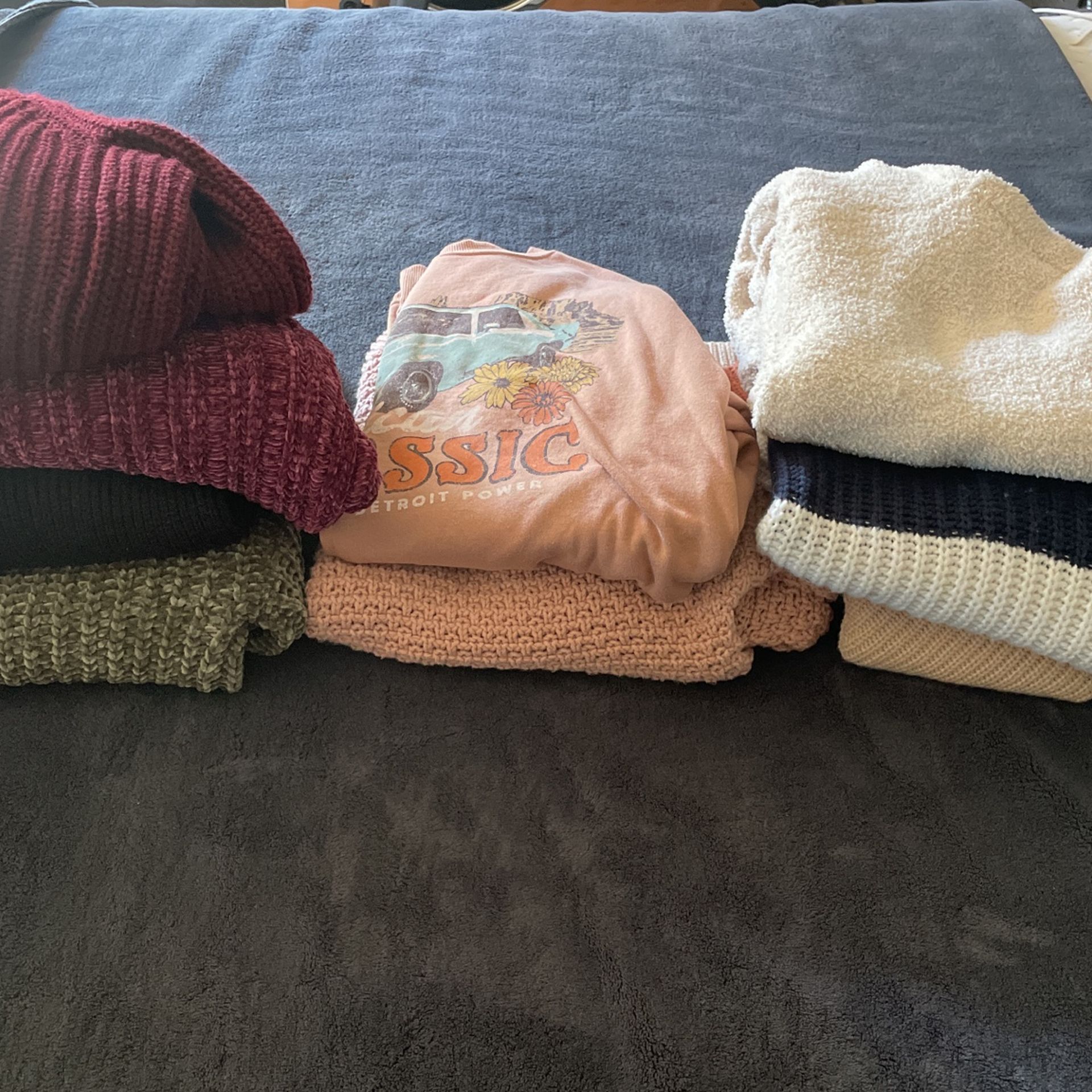 Cardigans & Sweaters