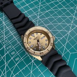 Seiko 5 SRPE74 Men’s Gold Dive Watch - Made in Japan