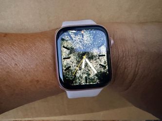 Apple Watch Rose Gold with Pink Band