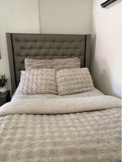 FRYE comforter King