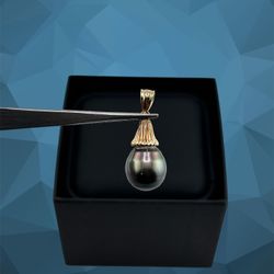 14k Tahitian Black Pearl Pendant In Yellow Gold 