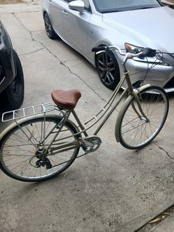 Beach Cruiser Woman