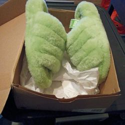 UGG FLUFF YEAH SLIPPERS 