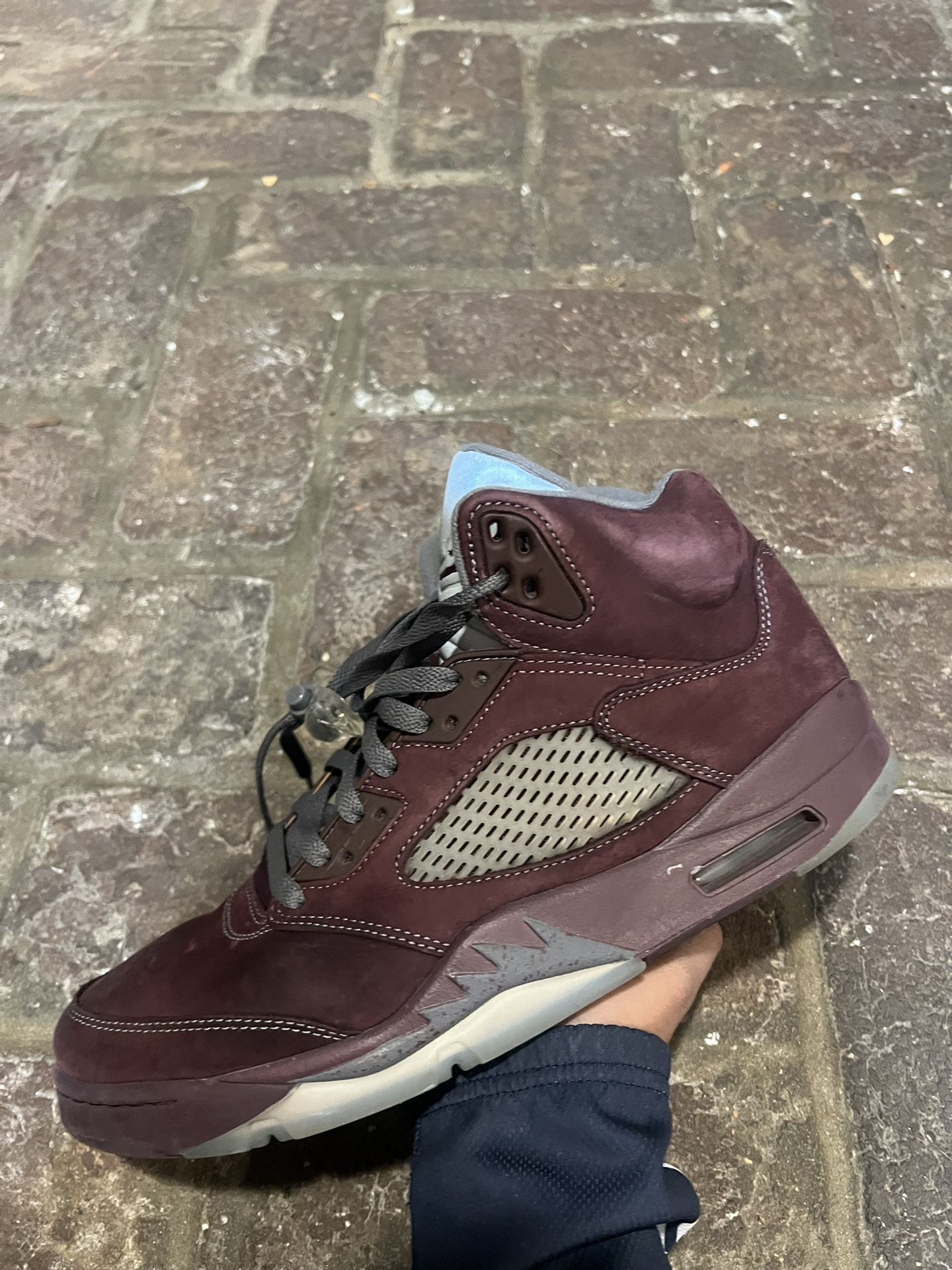 Jordan 5 Burgundy Size 11