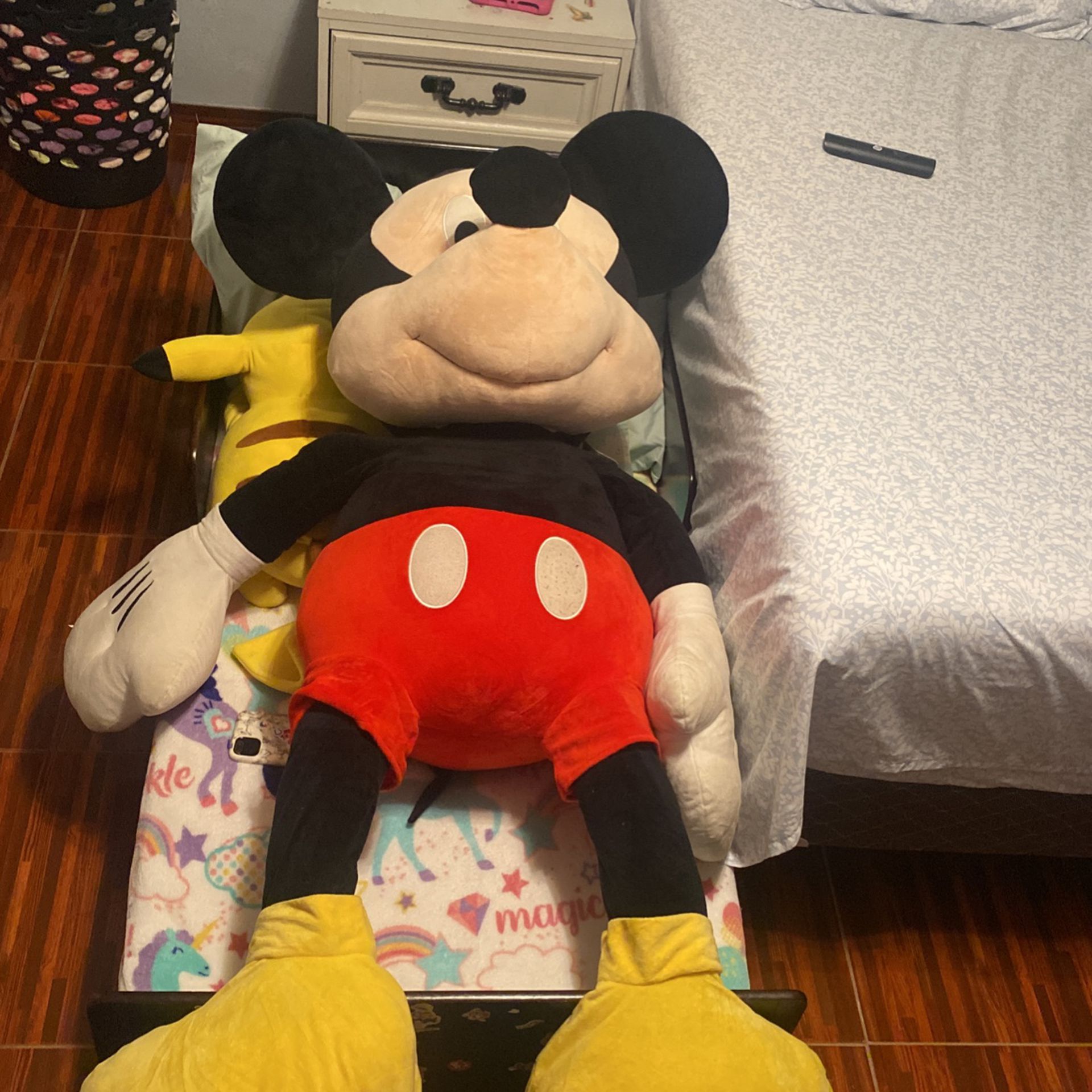giant mickey mouse