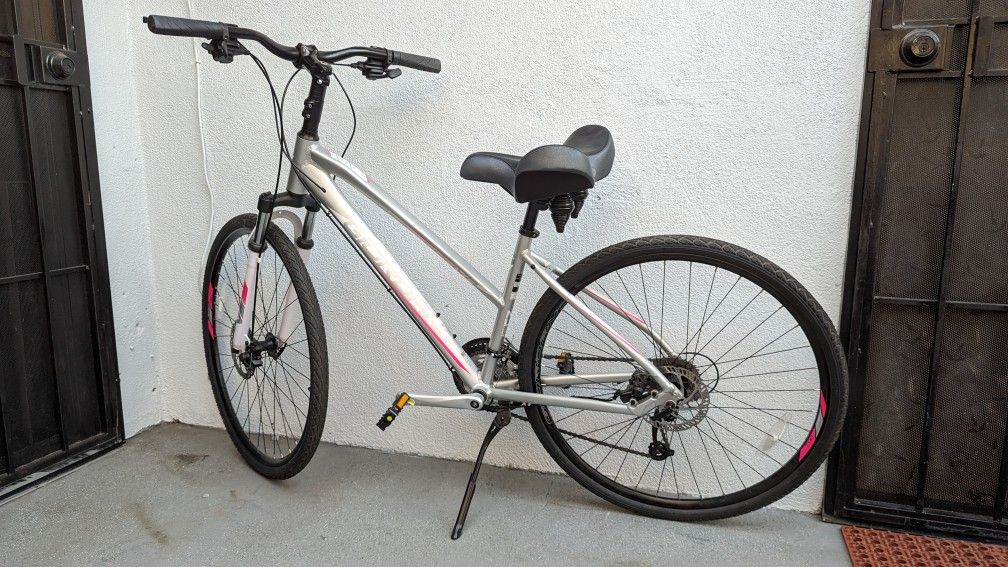 GIORDANO® BRAVA HYBRID BIKE