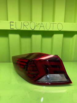 2019 2020 HYUNDAI ELANTRA Left Driver Side Quarter Panel / Outer Tail Light OEM 92401-F3500.