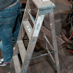 4 Foot Wood Ladder