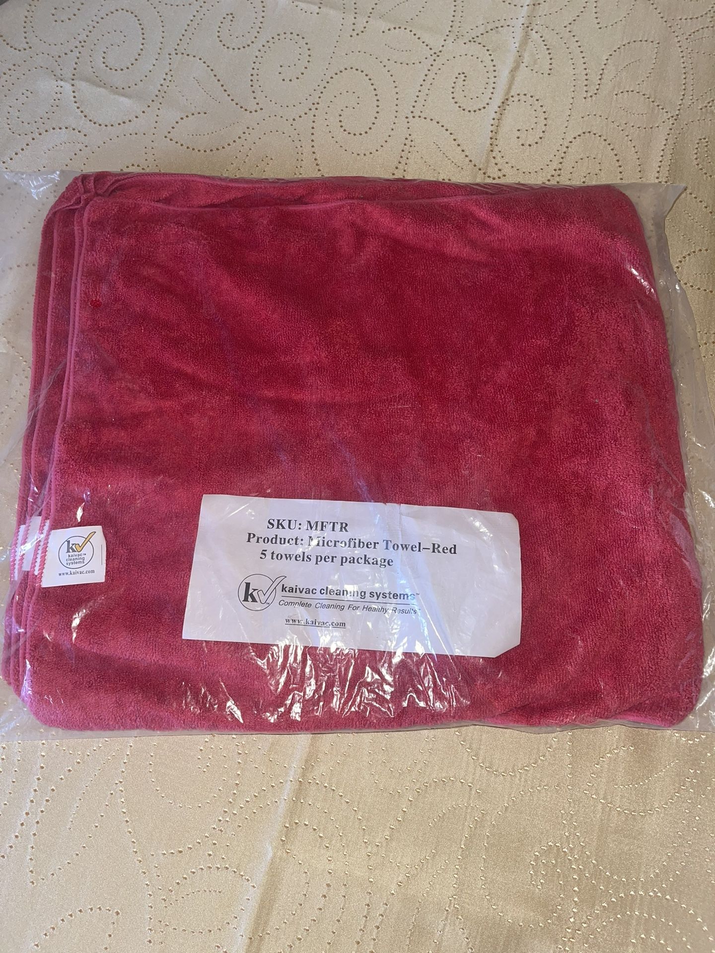 Kaivac Smart Microfiber Towel. $10 (5 Towels). Size 15.5" x 15.15". Red.