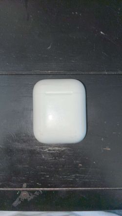 Used Airpods (First Gen)
