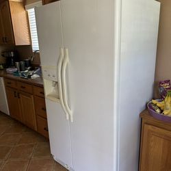 Appliances Set *Refrigerator-Stove- Dishwasher 