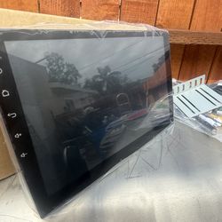 Car Stereo.  Double Din With Rear Camera