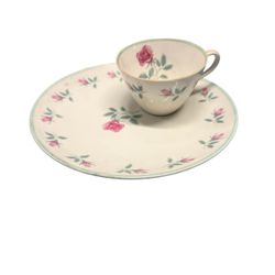 Vintage Japan Luncheon Plates w Teacups Set of 4 Pink Roses Blue Green Trim