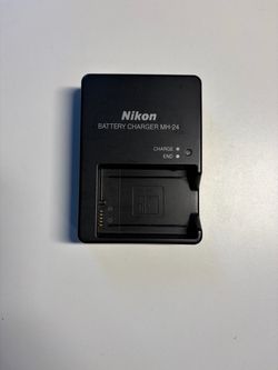 Nikon Camera Battery Charger MH-24