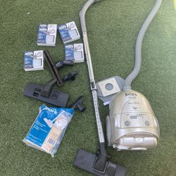 Shark canister, vacuum cleaner all parts included