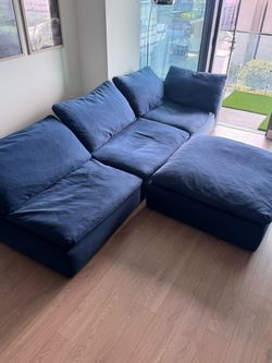 Dream navy modular sectional cloud couch - pickup ASAP