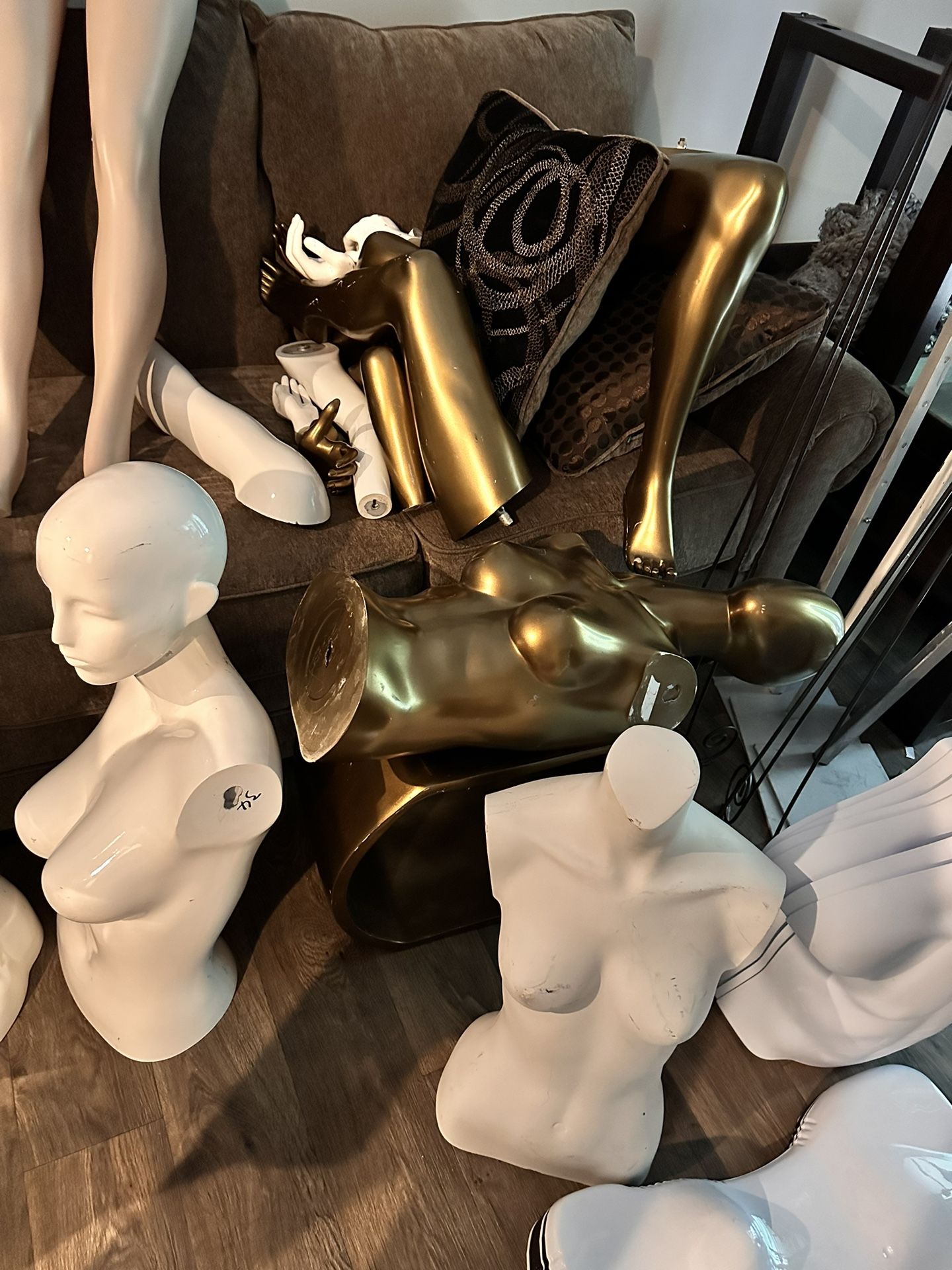 Retail Needs! Circle racks,mannequins, Hangers& More!