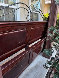 FREE!! King Bed Frame - pine wood - AZUSA