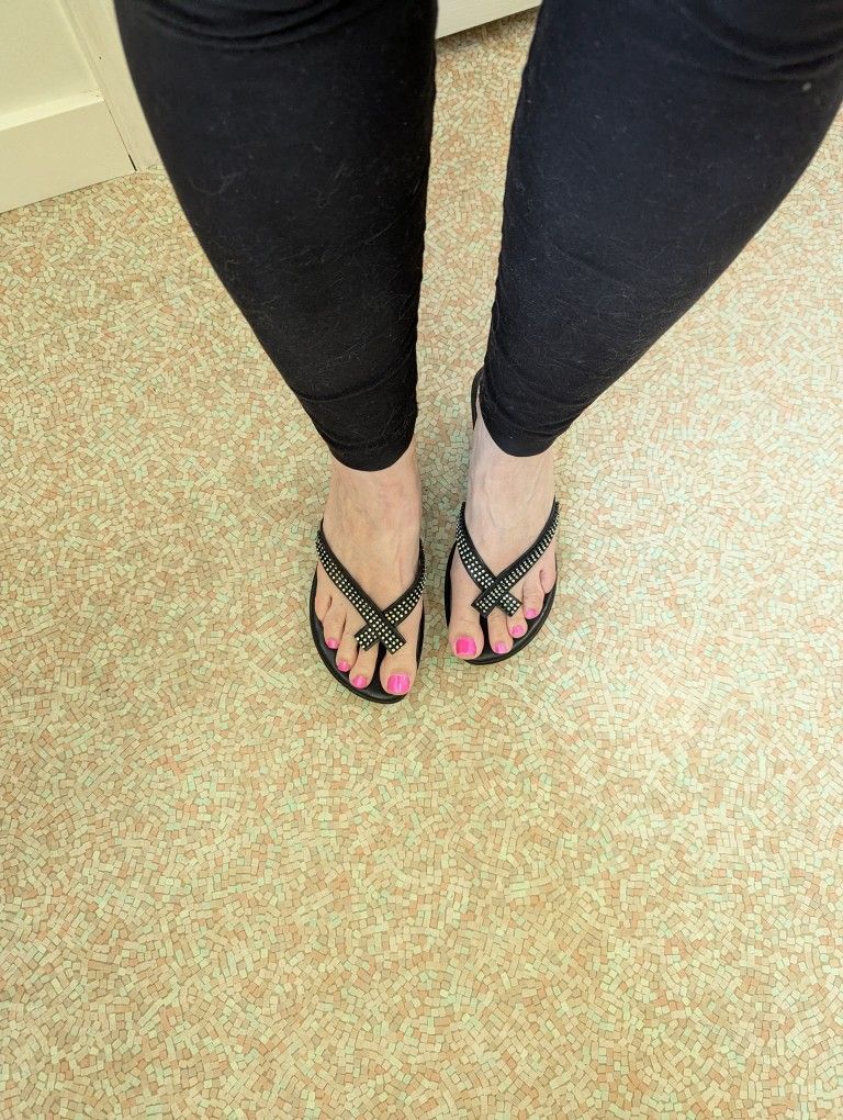 Black Rhinestone Woman's Sandals Size 8