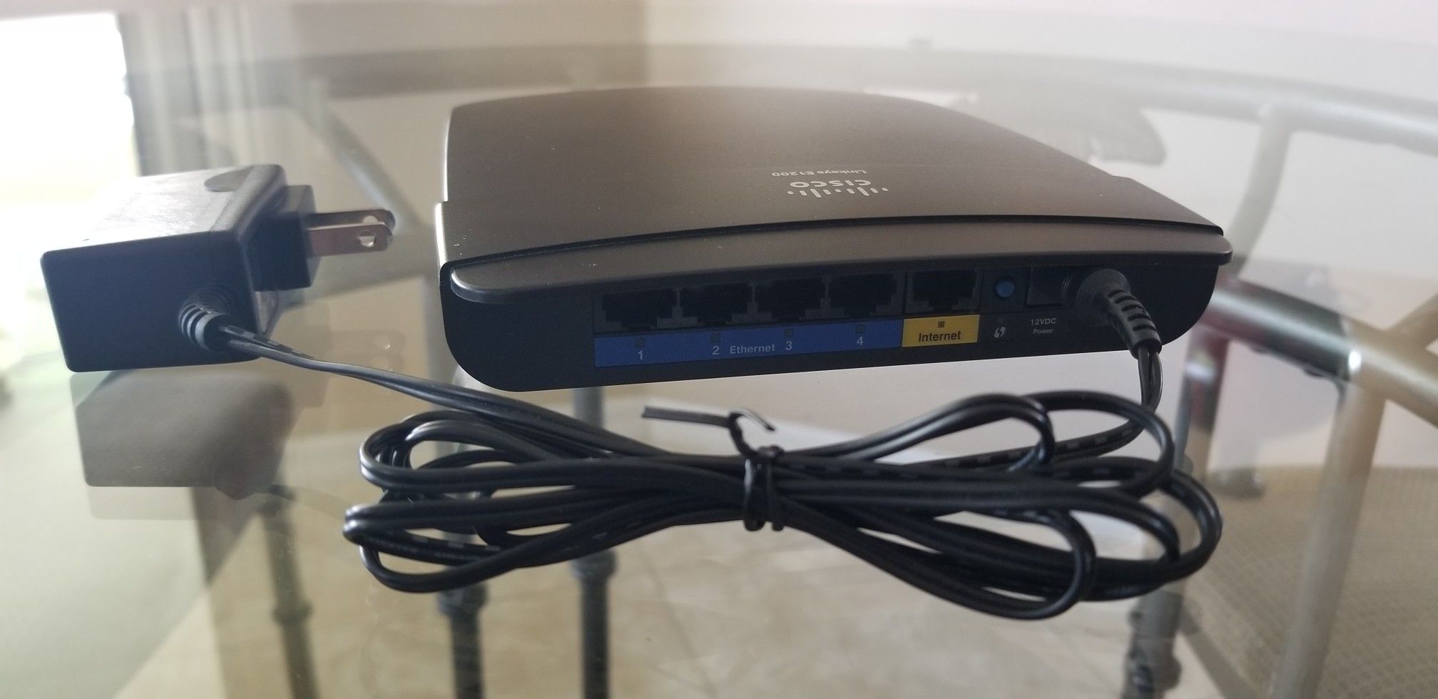 Linksys Router E1200