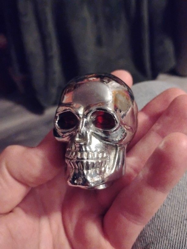 Skull Shifter Nob