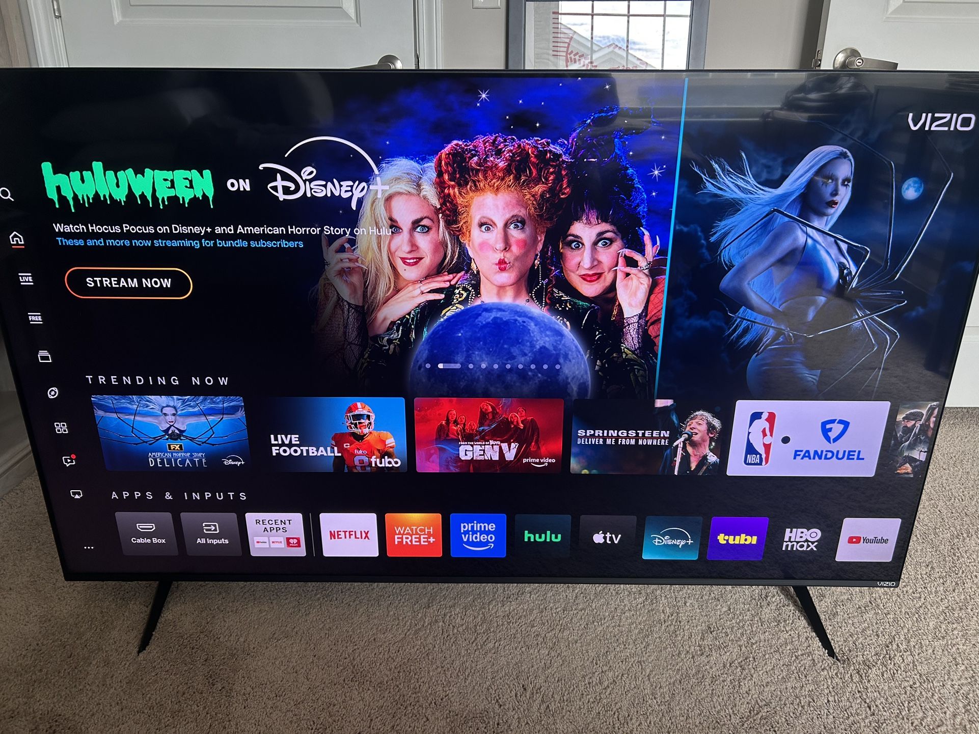 Vizio 65’ 4K tv 