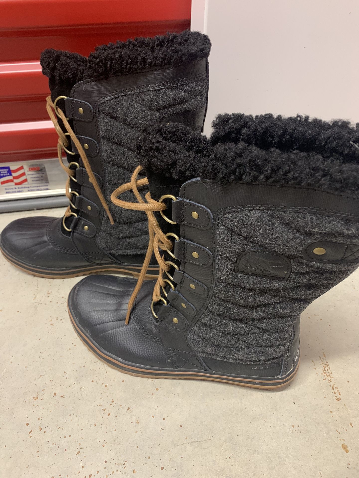 Sorel Boots Size 8.5