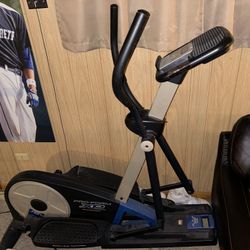 ProForm XP 520 Elliptical Machine