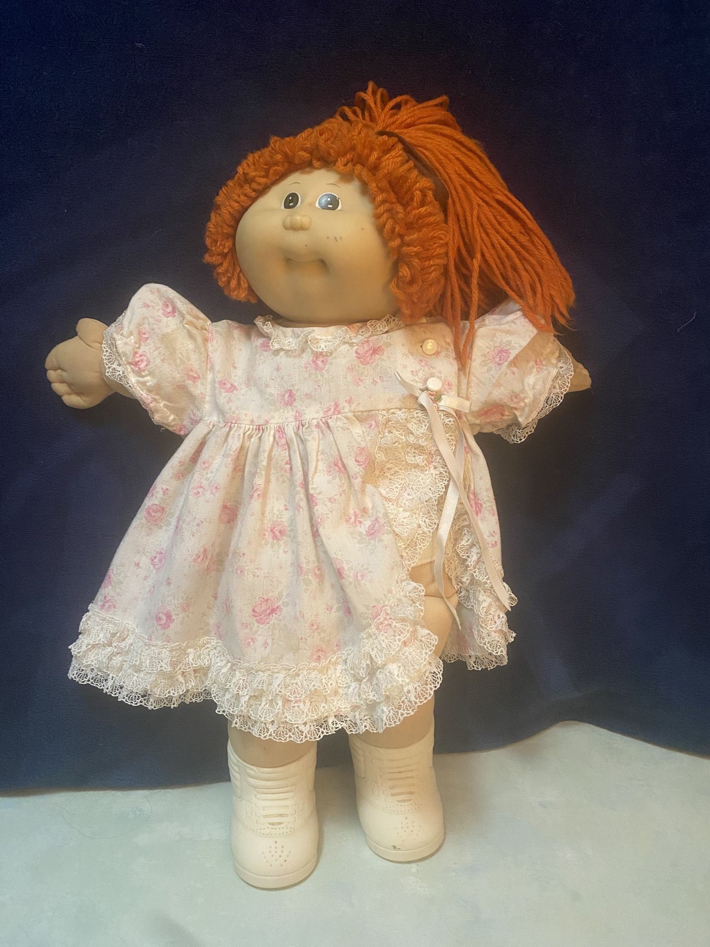 Vtg 1979, 1982 Original Cabbage Patch Kids Girl Doll W/ Red Hair & Green Eyes