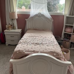 Girls Bedroom Set